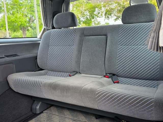 1996 Toyota Granvia JDM car for sale — photo 22 of 23