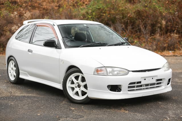 1996 Mitsubishi Mirage JDM car for sale — photo 15 of 25