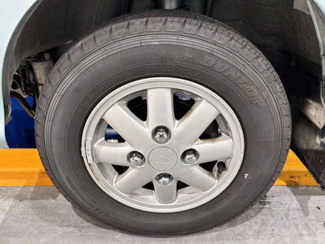 1996 Daihatsu Hijet JDM car for sale — photo 23 of 25