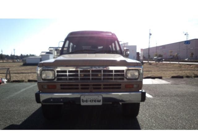 1987 Nissan Safari JDM car for sale — photo 3 of 25