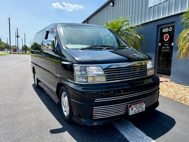 1999 Nissan Elgrand JDM car for sale — photo 13 of 25