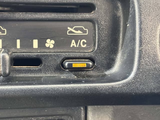 1997 Suzuki Carry JDM car for sale — photo 11 of 25