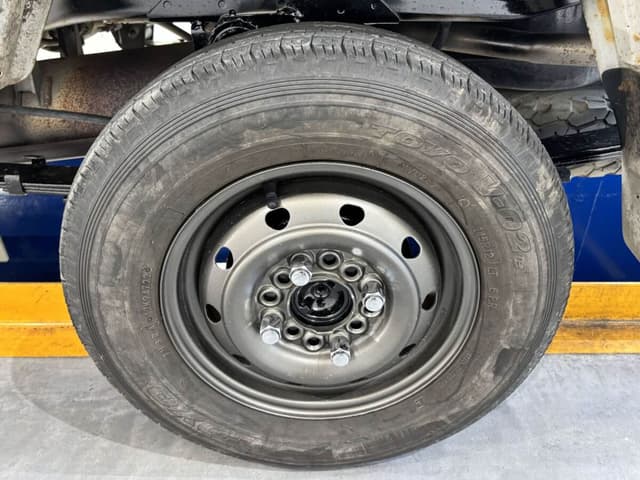 1995 Mitsubishi Minicab JDM car for sale — photo 21 of 25