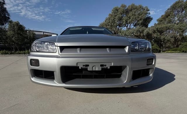1998 Nissan Skyline JDM car for sale — photo 11 of 25