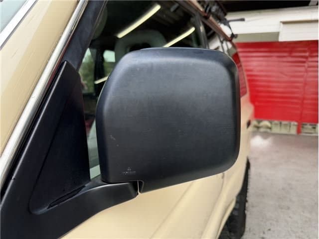 1998 Mitsubishi Pajero JDM car for sale — photo 18 of 25
