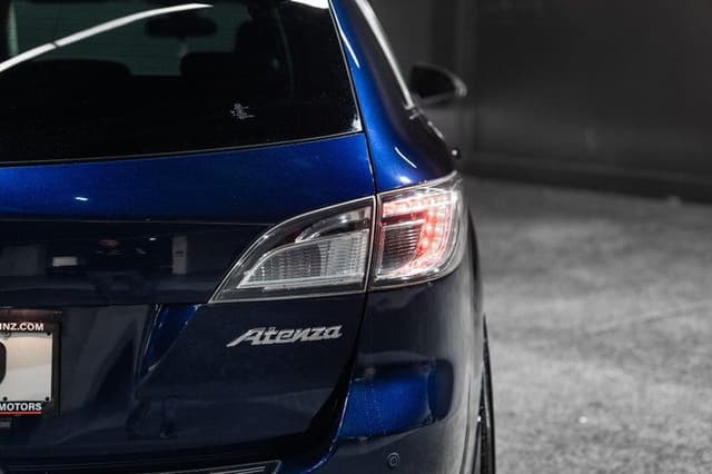 2008 Mazda Atenza JDM car for sale — photo 9 of 16