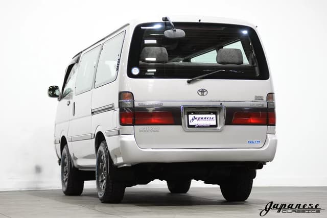 1997 Toyota HiAce JDM car for sale — photo 6 of 25
