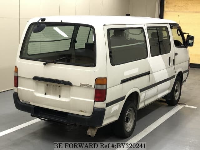 2002 Toyota HiAce JDM car for sale — photo 2 of 6