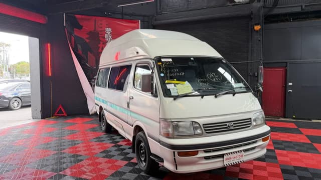 1995 Toyota HiAce JDM car for sale — photo 5 of 25