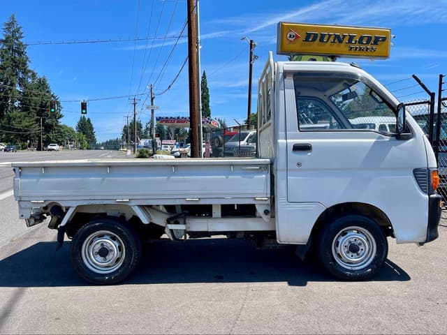 1994 Daihatsu Hijet JDM car for sale — photo 15 of 25