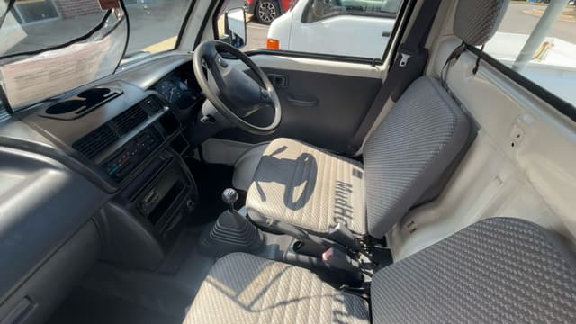 2000 Daihatsu Hijet JDM car for sale — photo 4 of 5