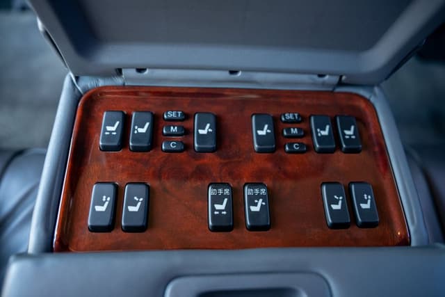 1994 Toyota Century JDM car for sale — photo 14 of 21