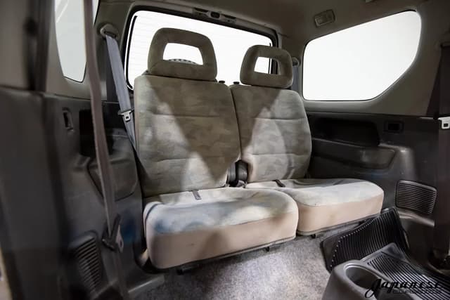 1999 Suzuki Jimny JDM car for sale — photo 16 of 25