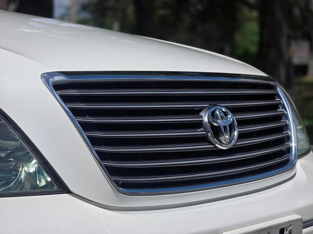 2000 Toyota Celsior JDM car for sale — photo 24 of 25