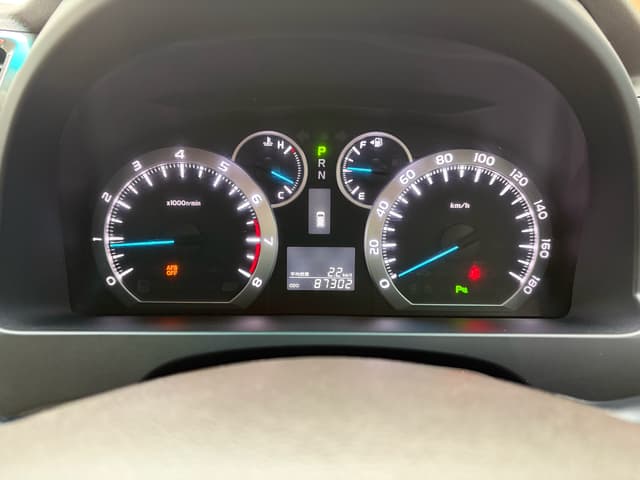2010 Toyota Vellfire JDM car for sale — photo 15 of 21