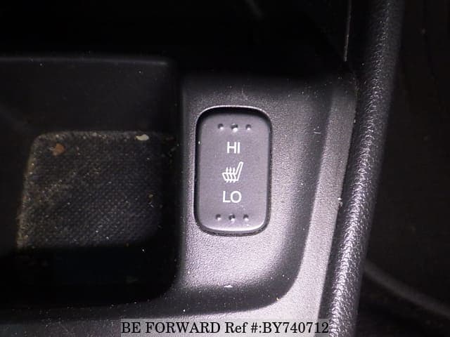 2010 Honda Fit JDM car for sale — photo 6 of 8