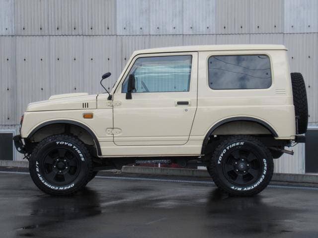 1997 Suzuki Jimny JDM car for sale — photo 3 of 19
