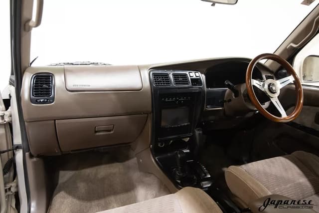 1998 Toyota Hilux Surf JDM car for sale — photo 9 of 25