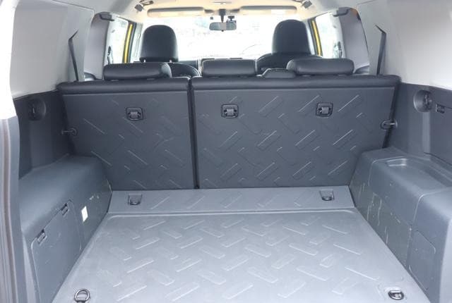 2011 Toyota Fj Cruiser JDM car for sale — photo 16 of 25