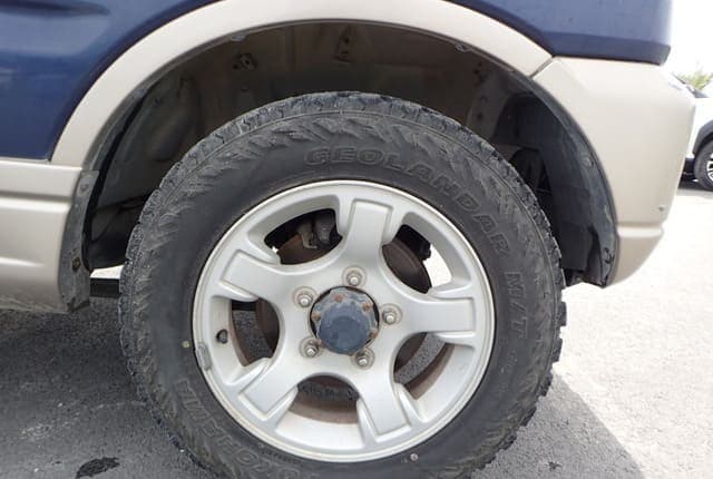 2004 Suzuki Jimny JDM car for sale — photo 12 of 25