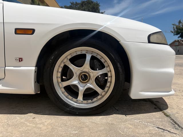 1996 Nissan Skyline JDM car for sale — photo 10 of 18