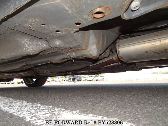 1999 Nissan Gloria JDM car for sale — photo 18 of 25