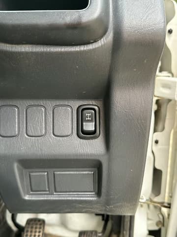 1999 Daihatsu Hijet JDM car for sale — photo 4 of 22