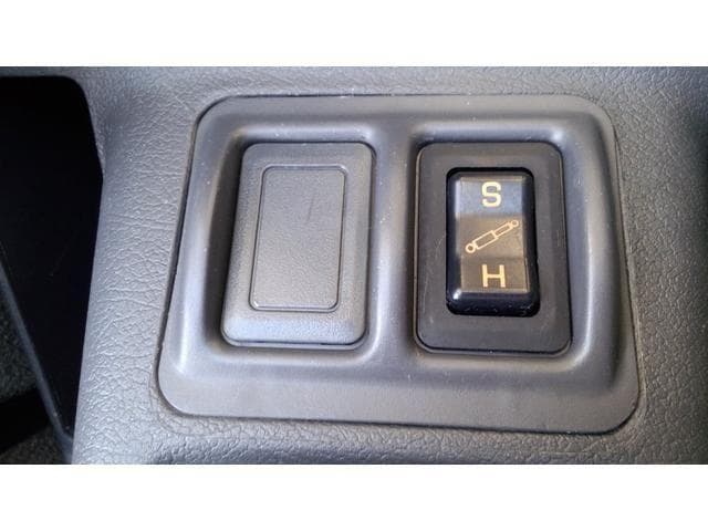 1992 Mitsubishi Pajero JDM car for sale — photo 22 of 25