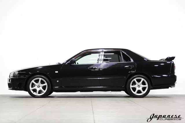 1998 Nissan Skyline JDM car for sale — photo 4 of 25