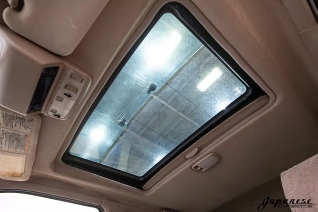 1998 Toyota Hilux Surf JDM car for sale — photo 15 of 25
