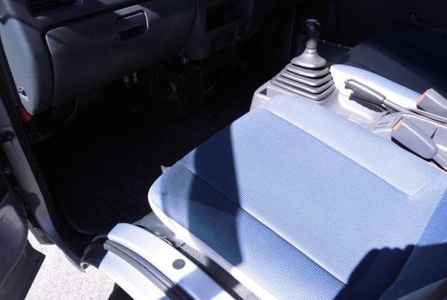 2008 Subaru Sambar JDM car for sale — photo 7 of 15