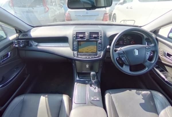 2008 Toyota Crown JDM car for sale — photo 6 of 6