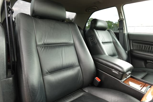 1999 Nissan Cedric JDM car for sale — photo 17 of 20