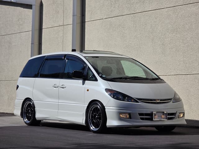 2000 Toyota Estima JDM car for sale — photo 12 of 23