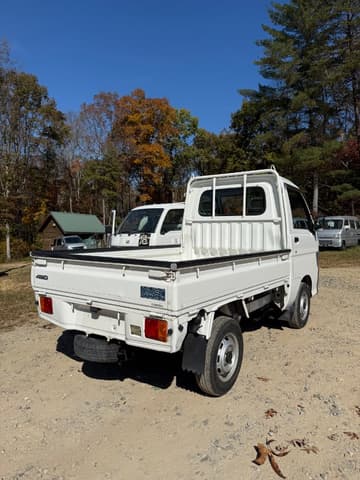 1998 Daihatsu Hijet JDM car for sale — photo 5 of 16