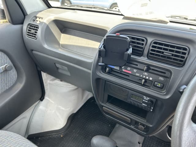 2001 Mazda Scrum JDM car for sale — photo 22 of 25