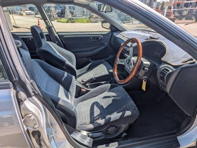 1998 Honda Integra JDM car for sale — photo 6 of 20