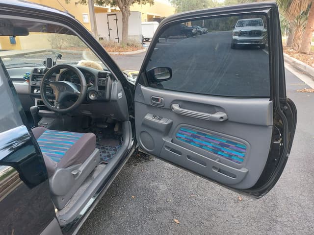 1995 Toyota RAV4 JDM car for sale — photo 8 of 13