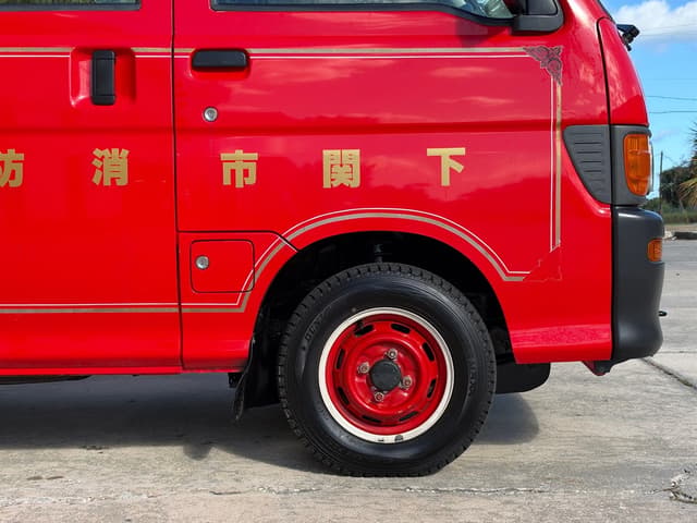 1999 Daihatsu Hijet JDM car for sale — photo 10 of 20
