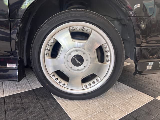 2000 Honda Stepwagon JDM car for sale — photo 12 of 25