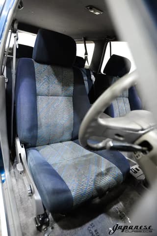 1994 Toyota Hilux Surf JDM car for sale — photo 15 of 25