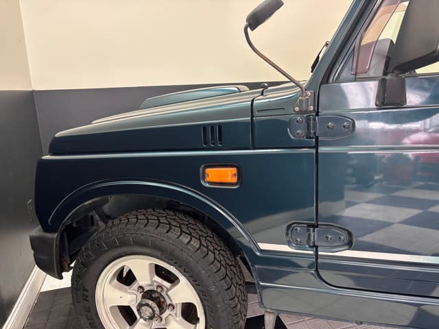1996 Suzuki Jimny JDM car for sale — photo 11 of 23