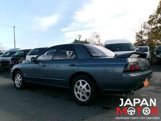 1991 Nissan Skyline JDM car for sale — photo 3 of 9