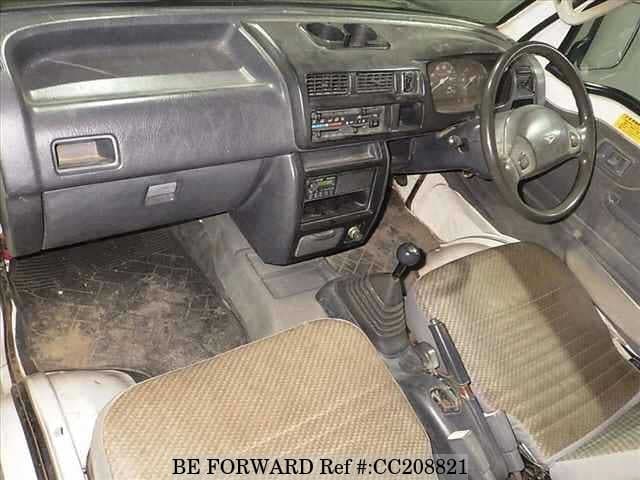 2000 Daihatsu Hijet JDM car for sale — photo 3 of 8