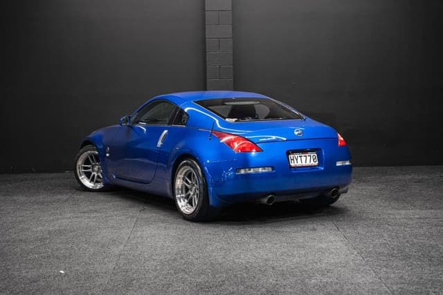 2005 Nissan Fairlady Z JDM car for sale — photo 10 of 19