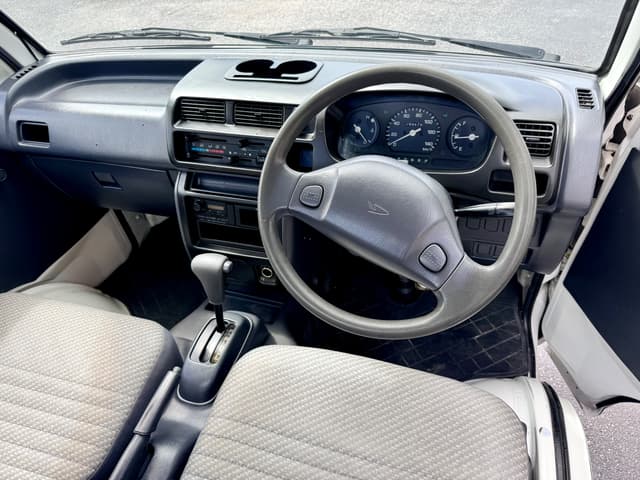 1999 Daihatsu Hijet JDM car for sale — photo 14 of 16