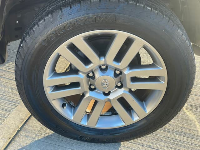 2012 Toyota Fj Cruiser JDM car for sale — photo 6 of 25