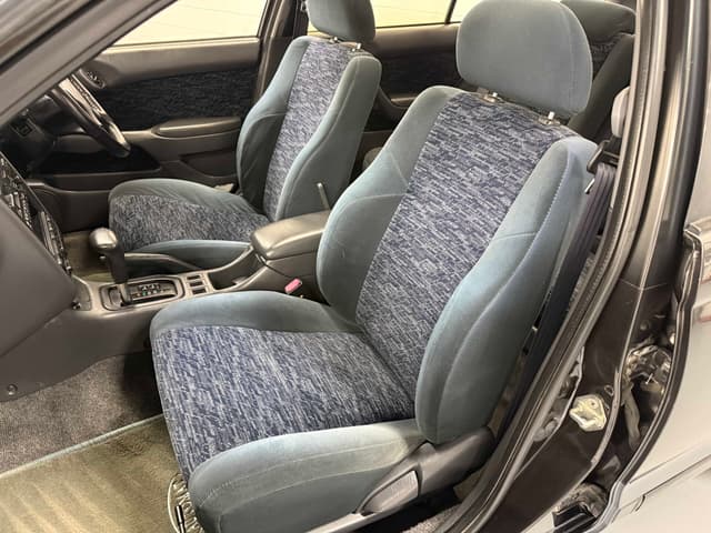 1992 Toyota Caldina JDM car for sale — photo 18 of 25