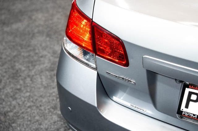 2009 Subaru Legacy JDM car for sale — photo 6 of 18