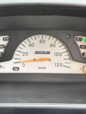 1997 Mitsubishi Minicab JDM car for sale — photo 3 of 25